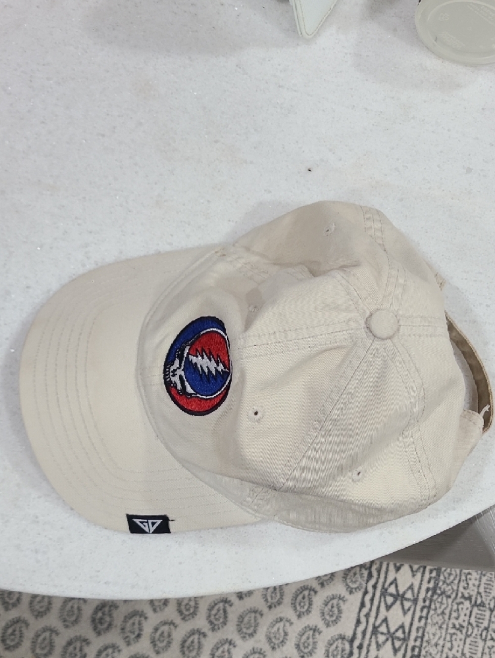 Grateful Dead Cream Hat with Red and Blue Steal Your Face Patch - Picture 3 of 5